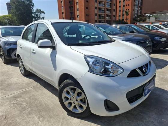 NISSAN MARCH 1.0 SV 12V FLEX 4P MANUAL NISSAN MARCH 1.0 SV 12V FLEX 4P MANUAL